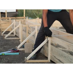 Planche De Coffrage En Sapin - Choix 4 - 175 MM X 27 MM - Longueur 4,00 M -Bosch Soldes Boutique 2 159