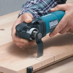 Découpeur Ponceur TM3010CX6 Makita Multifonctions 320W -Bosch Soldes Boutique decoupeur 1