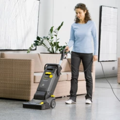 Aspiro-laveuse Br 30/4 C : Kärcher 17832200 4039784717862 1.783-220.0 -Bosch Soldes Boutique p133493 1