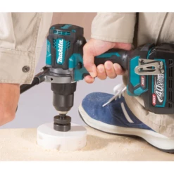 Makita Perceuse-visseuse 40 V Max Li-Ion 2,5 Ah XGT Sans Fil - Diamètre Max 13 Mm - 2 Batteries + Chargeur -Bosch Soldes Boutique perceuse visseuse makita5