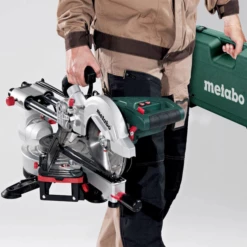 Scie Onglet Et Radiale Metabo KGS 305 M 1600W Diamètre 305 Mm 619305000 -Bosch Soldes Boutique scie metabo kgs 305 m 1600w situation 6